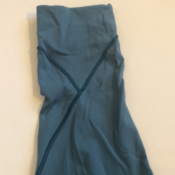 NWOT Lululemon Teal leggings - Picture 3 of 12
